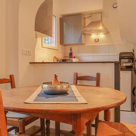 "La Petite Maisonnette" Au Calme, Proche Plage 芒通 外观 照片