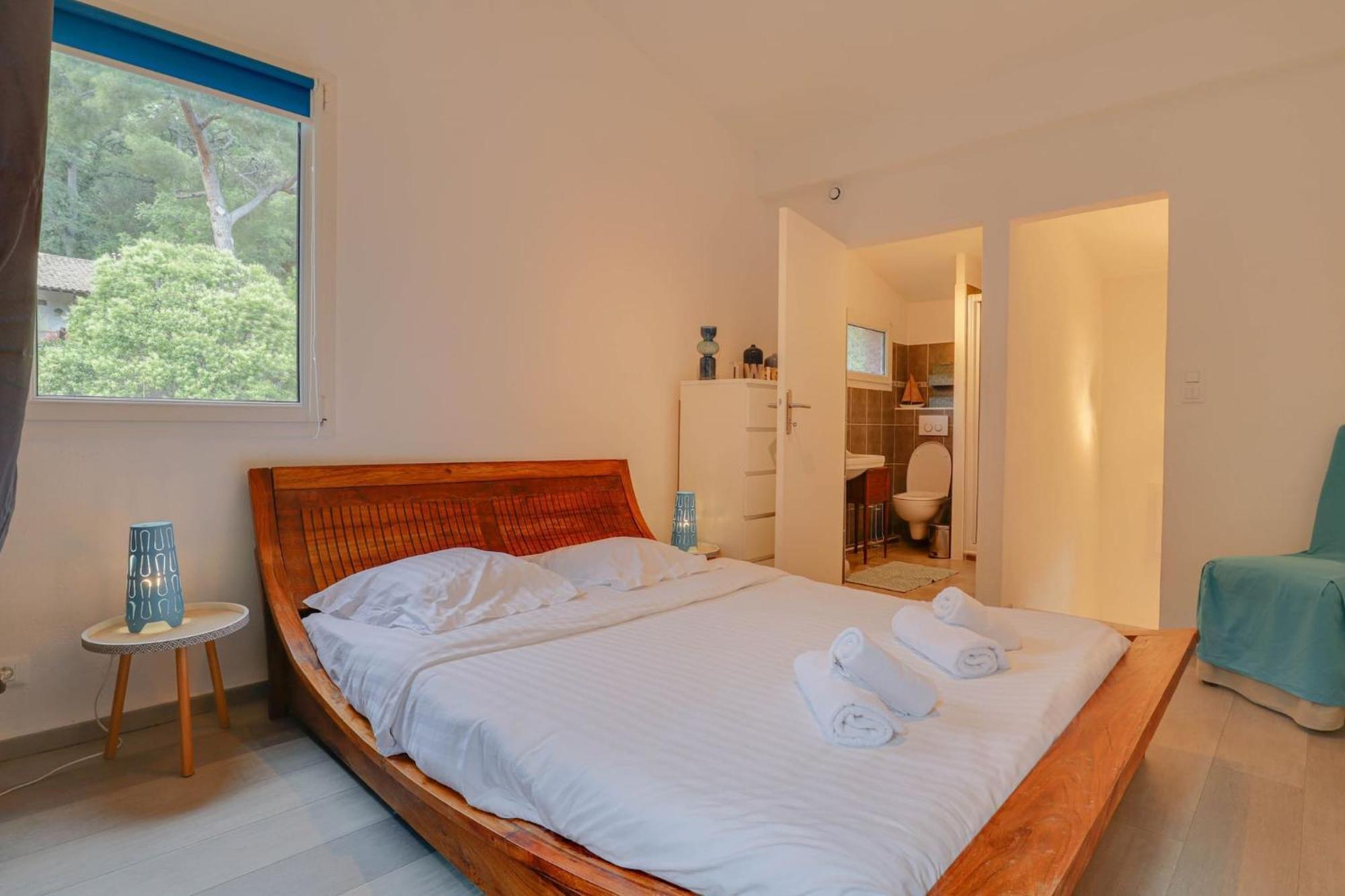 "La Petite Maisonnette" Au Calme, Proche Plage 芒通 外观 照片